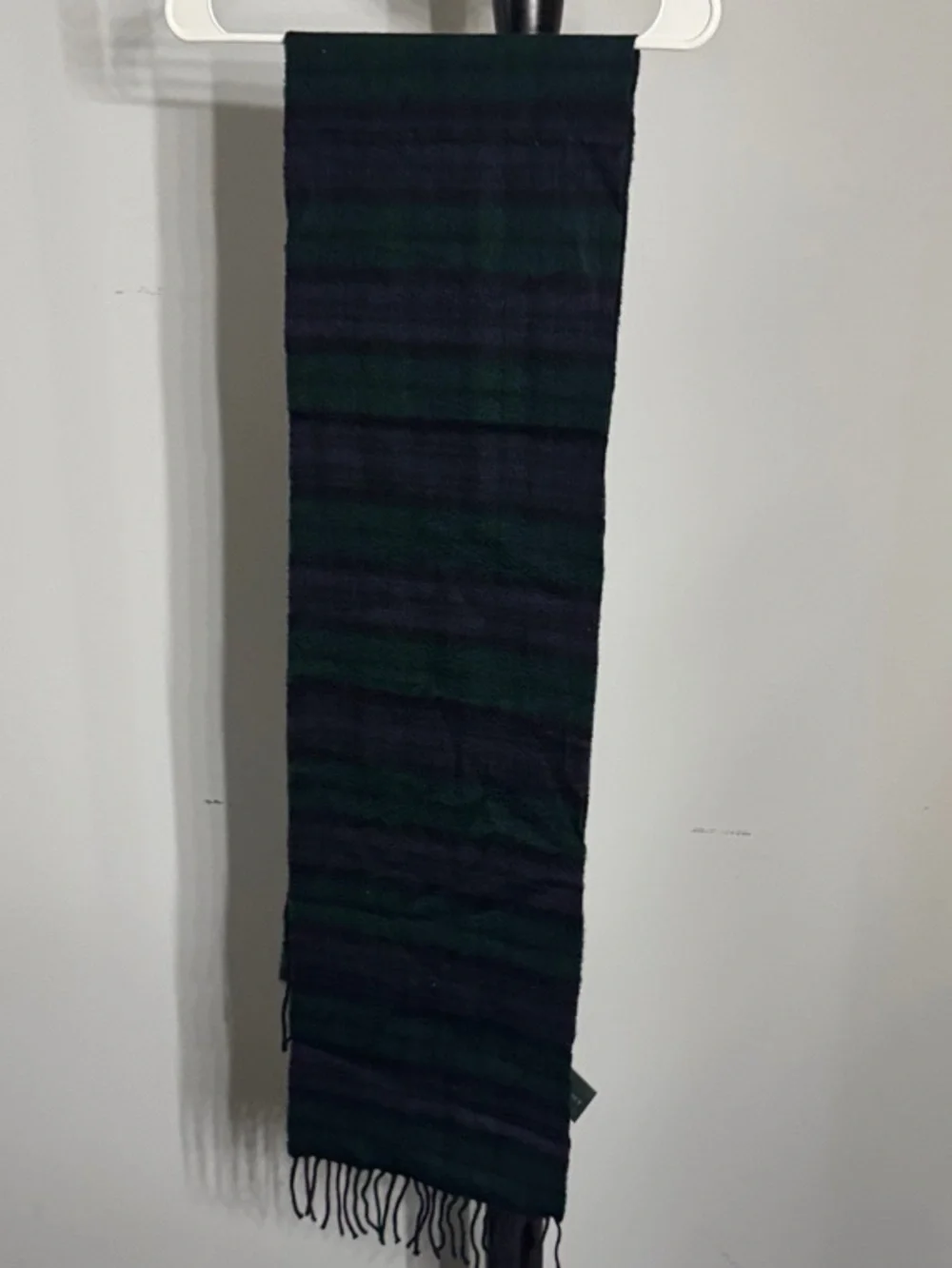 Wool-Blend Plaid Scarf in Dark Green 37.B